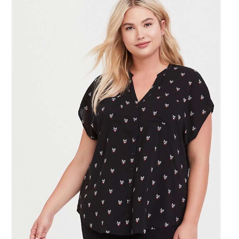 Torrid Black Raccoon Print Blouse Size 1